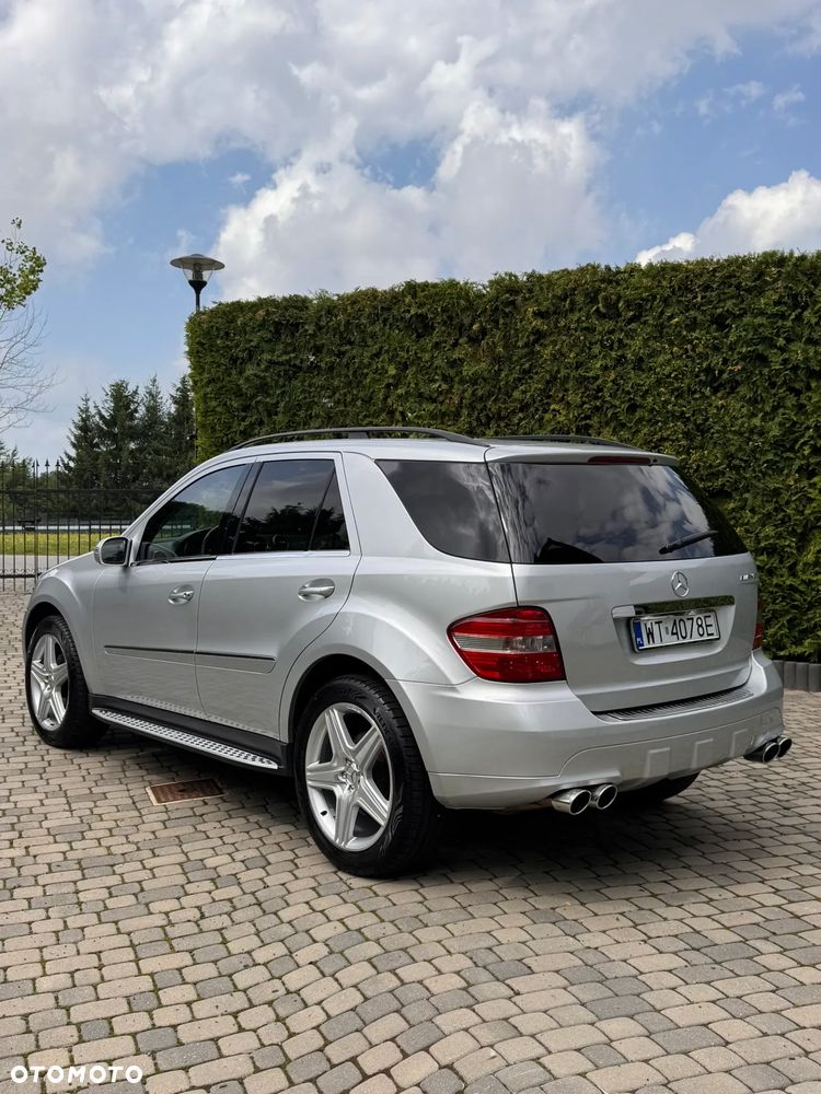 Mercedes-Benz ML 500 4-Matic - 6