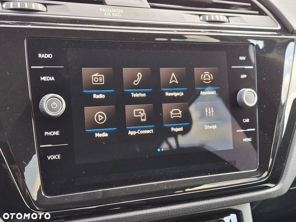 Volkswagen Touran 1.5 TSI EVO Highline DSG - 25