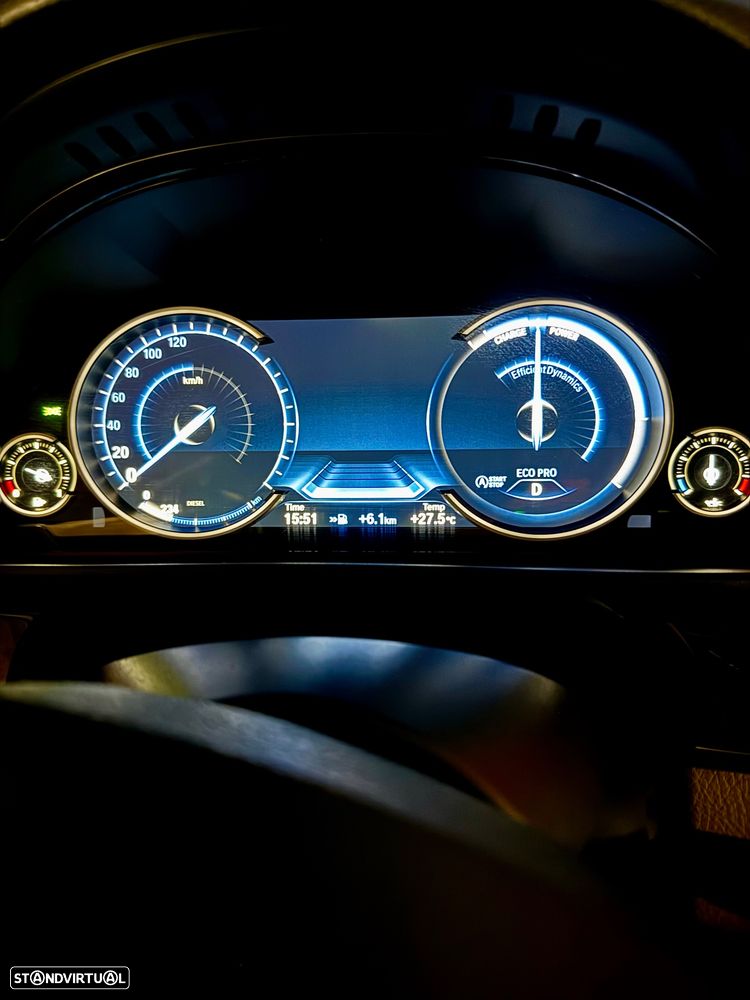 BMW 520 d Line Luxury Auto - 32