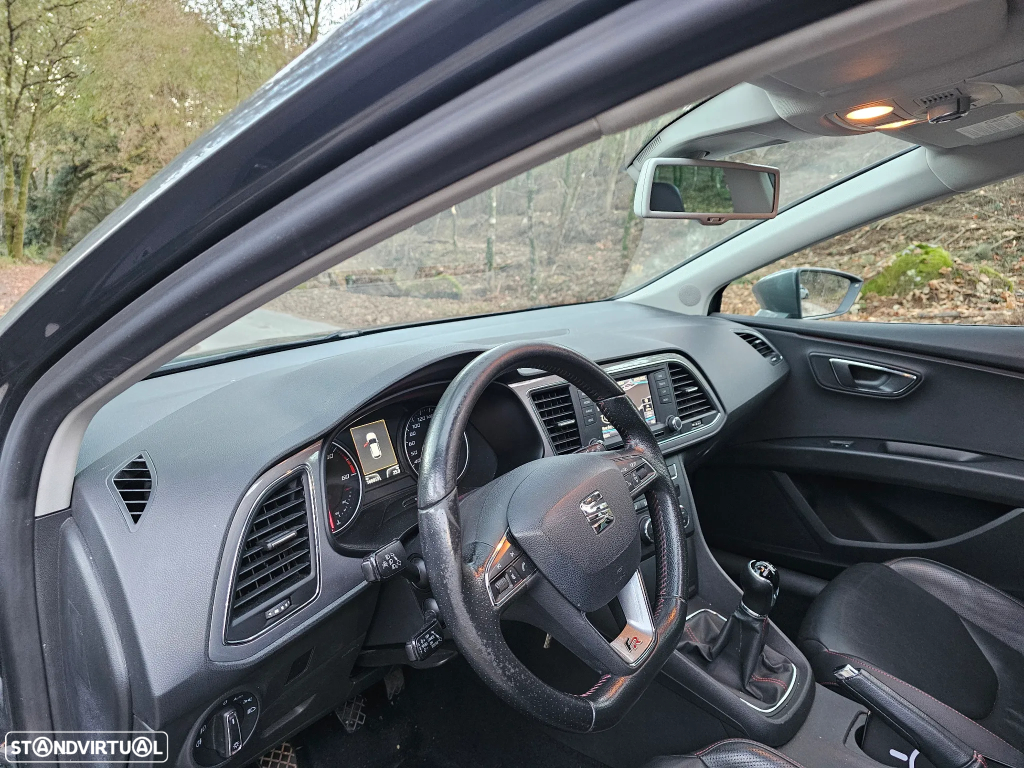 SEAT Leon 2.0 TDI DPF FR - 23