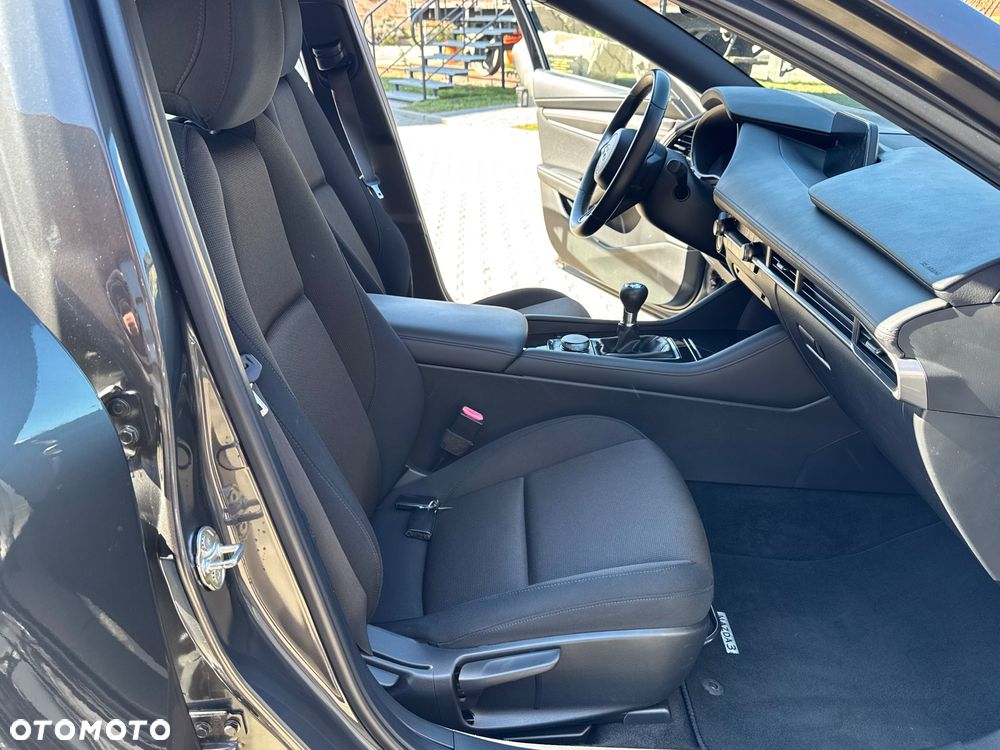 Mazda 3 SKYACTIV-X 2.0 M-Hybrid - 27