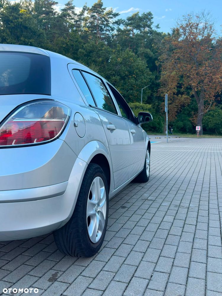 Opel Astra 1.6 - 4