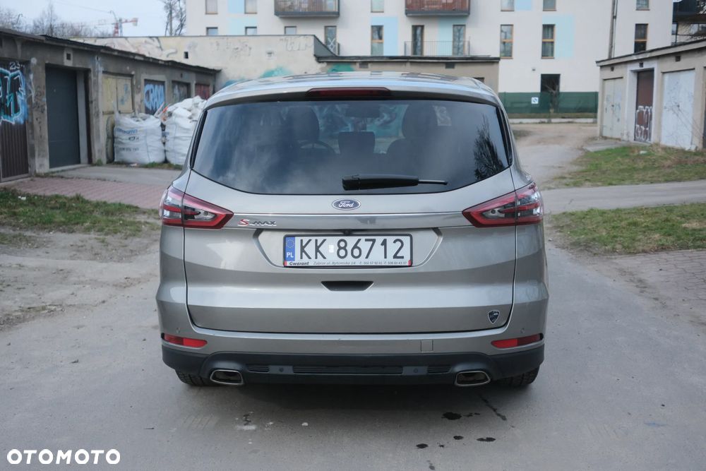 Ford S-Max 2.0 TDCi 4WD Titanium PowerShift - 7