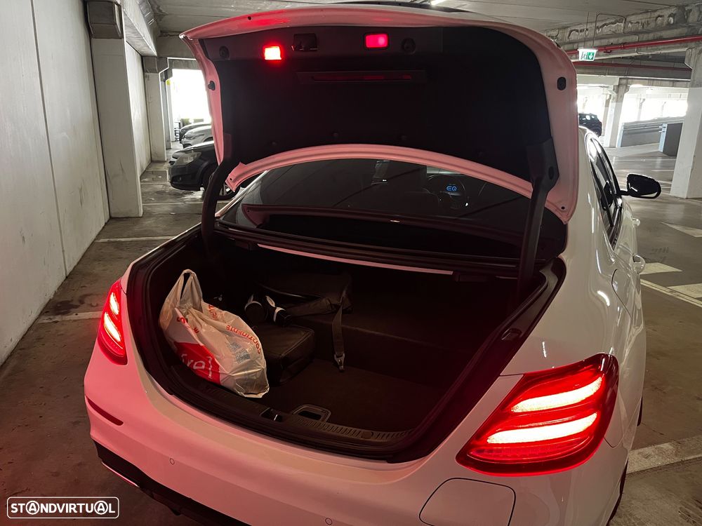Mercedes-Benz E 300 de 9G-TRONIC AMG Line - 8