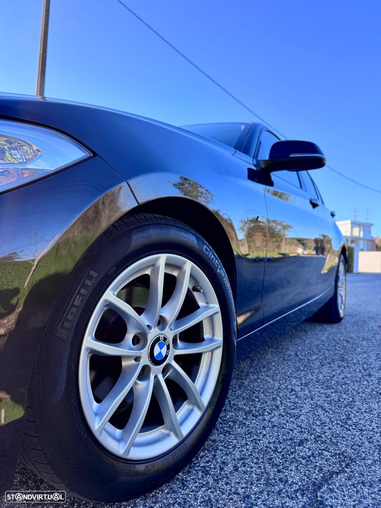 BMW 116 d Line Sport - 2