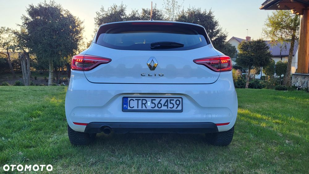 Renault Clio - 6
