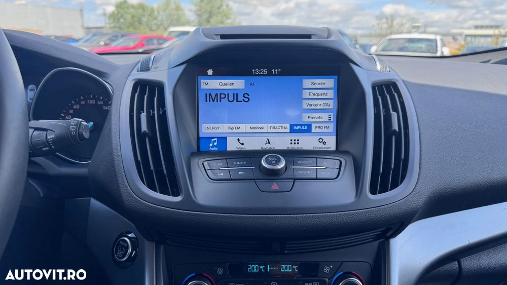 Ford Kuga 1.5 EcoBoost 2x4 Cool & Connect - 8