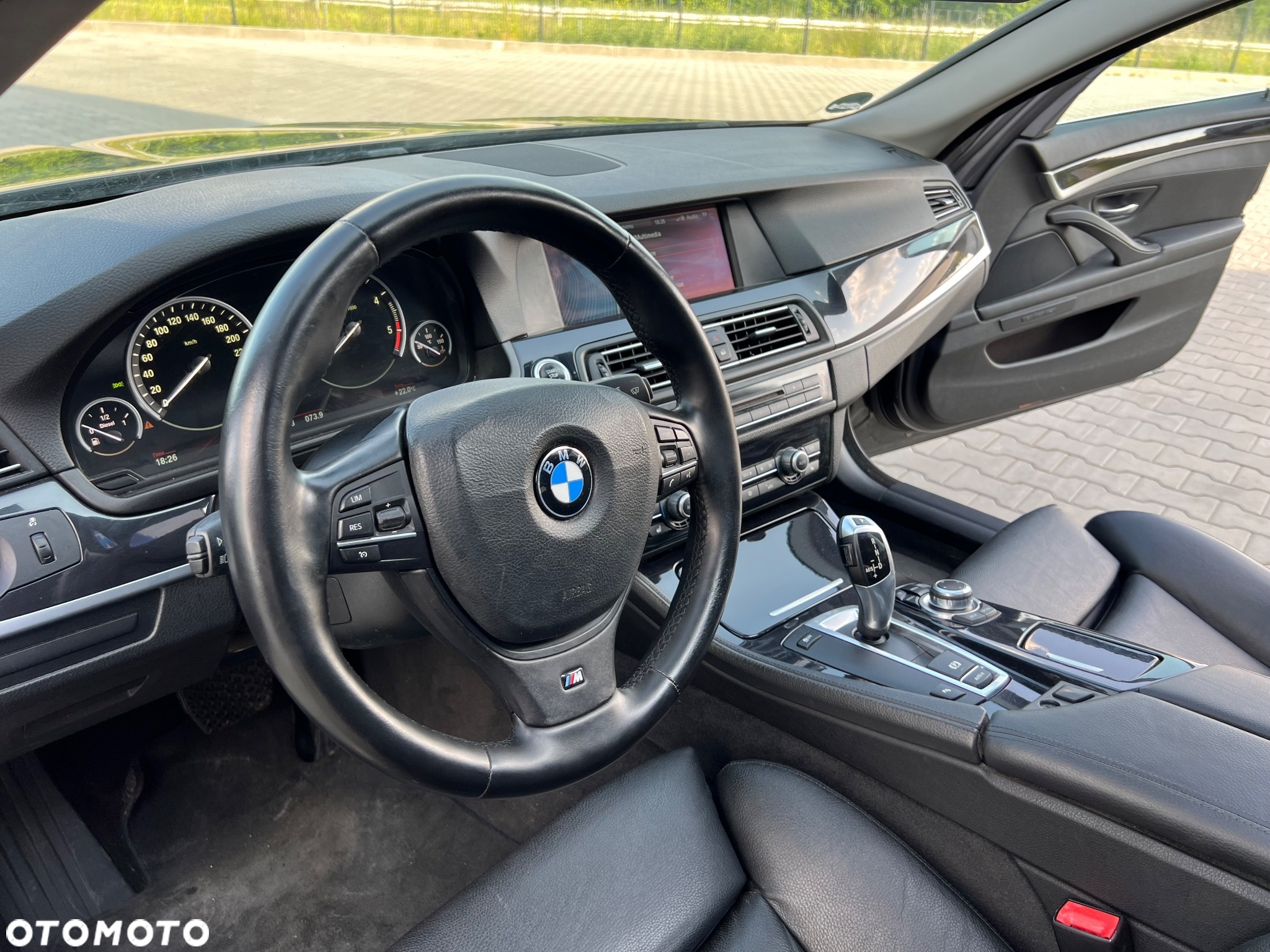 BMW Seria 5 520d Touring Luxury Line - 28