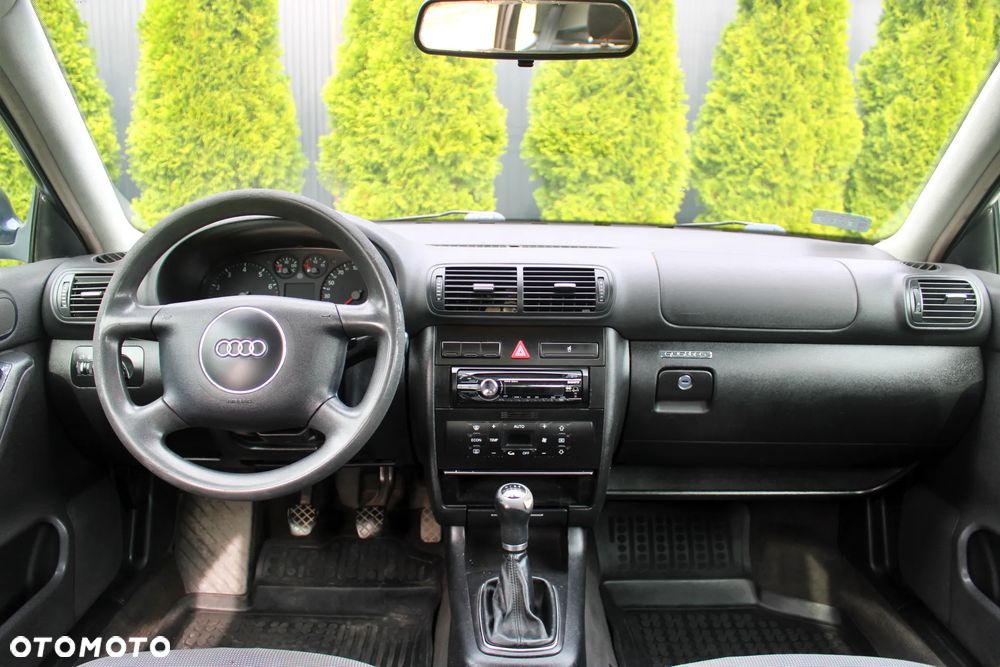 Audi A3 Sportback 1.6 Attraction - 17