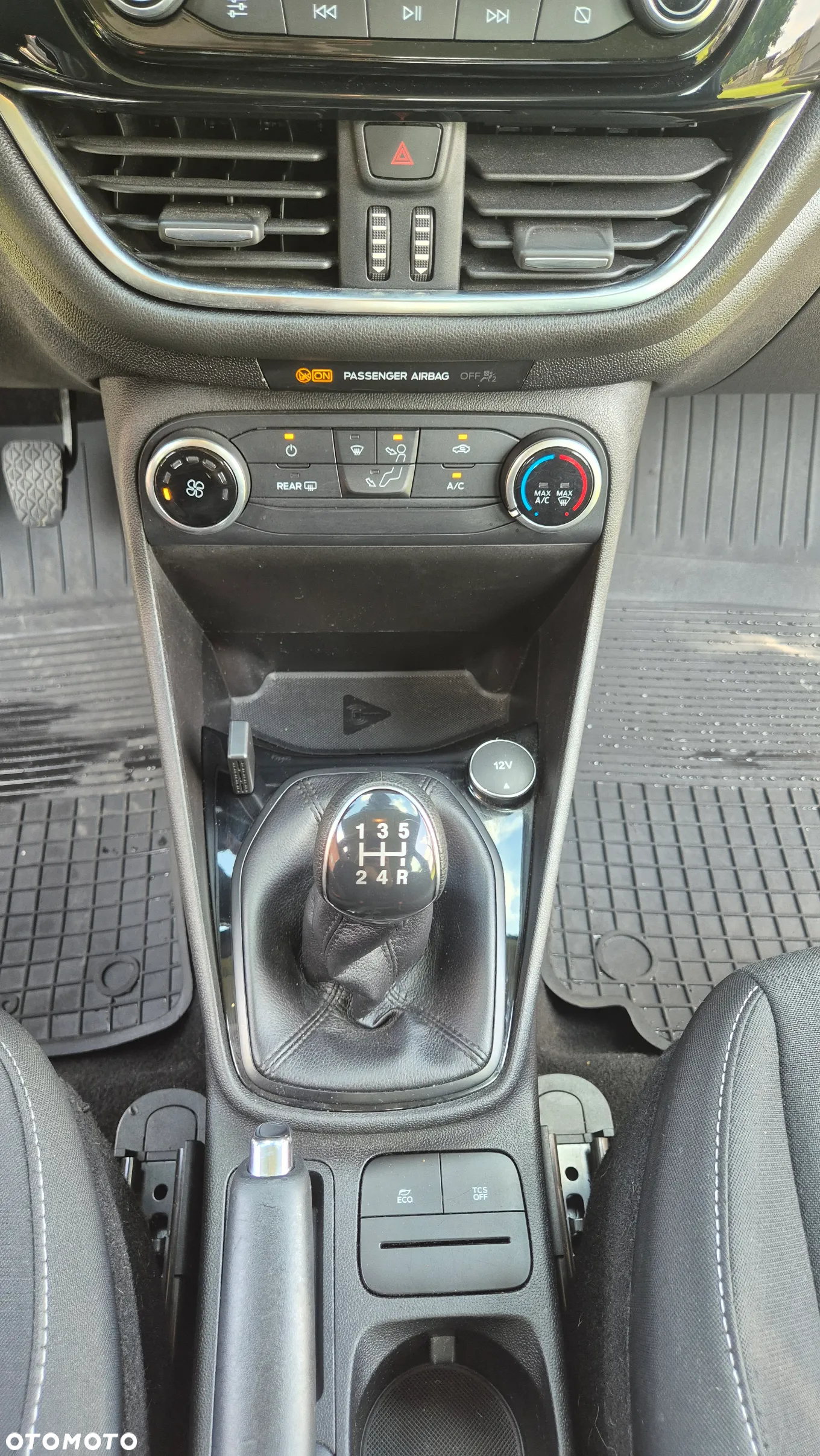 Ford Fiesta 1.1 Trend - 16