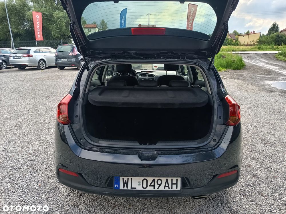Kia Ceed 1.4 CVVT Fifa World Cup Edition - 28