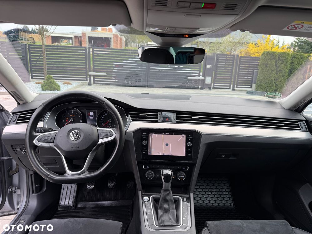 Volkswagen Passat 1.5 TSI EVO Elegance - 24