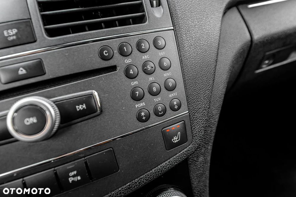 Mercedes-Benz Klasa C 200 Kompressor Avantgarde - 33