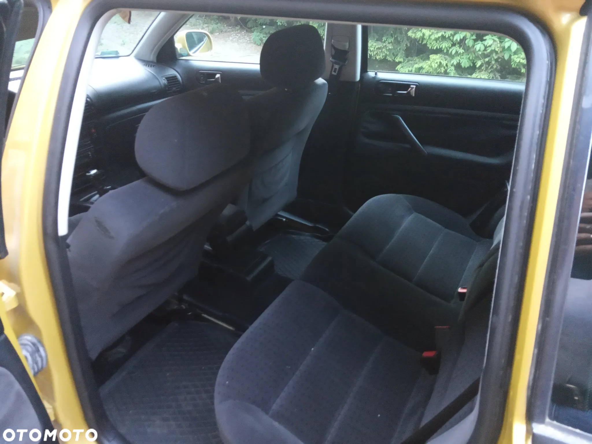 Volkswagen Passat 1.9 TDI - 8
