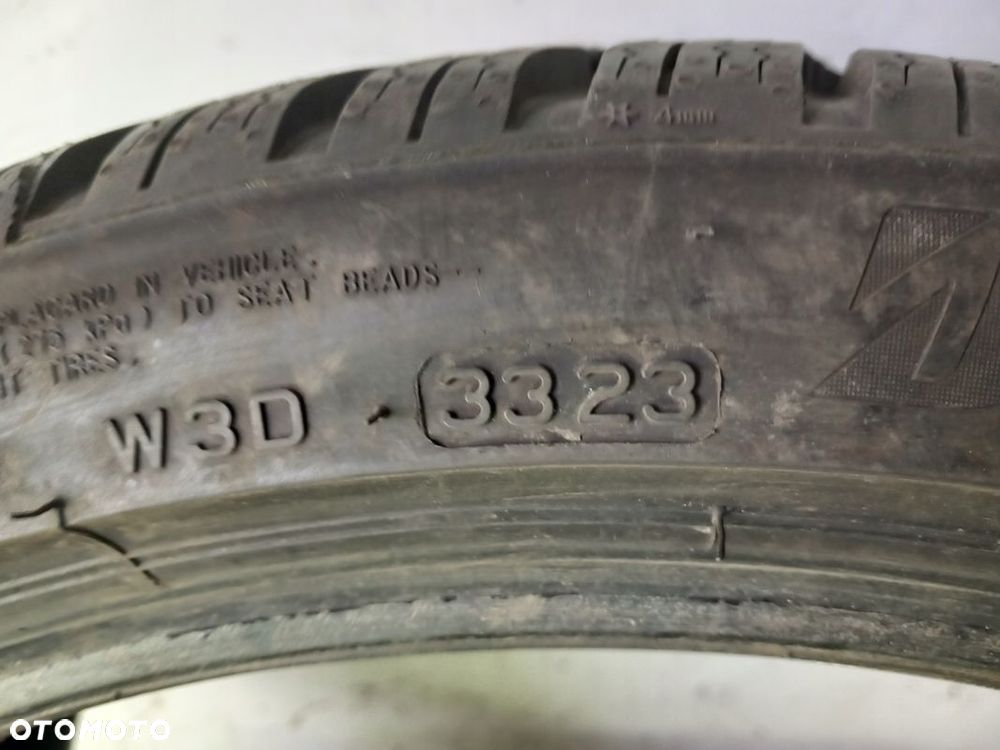 225/40R18 Bridgestone Blizzak LM005 - 5