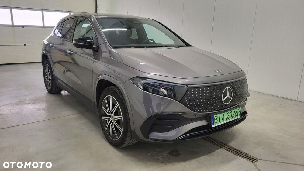 Mercedes-Benz EQA - 3