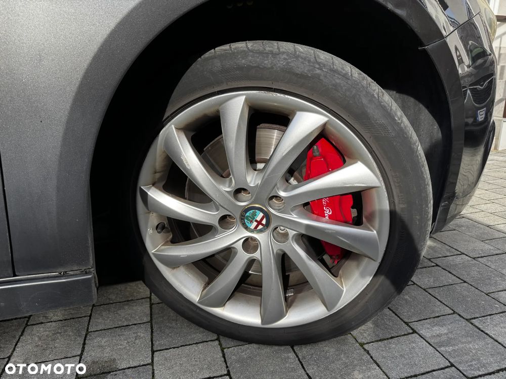 Alfa Romeo Giulietta 2013 photo 4