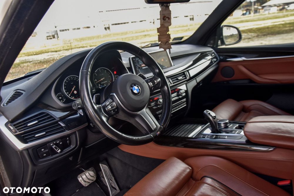 BMW X5 M M50d - 24