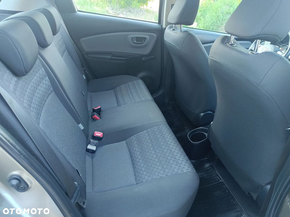 Toyota Yaris - 21
