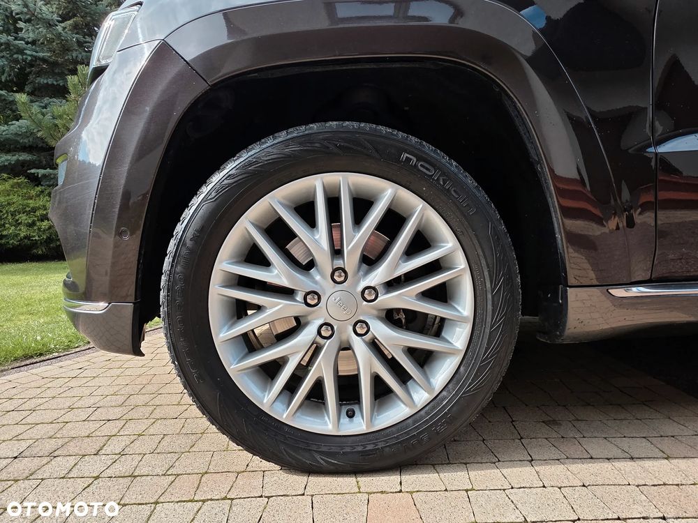 Jeep Grand Cherokee 3.0 CRD Summit - 29