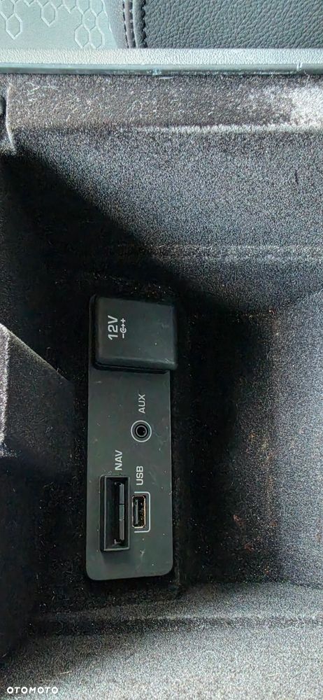 Land Rover Discovery Sport 2.0 TD4 Pure - 23