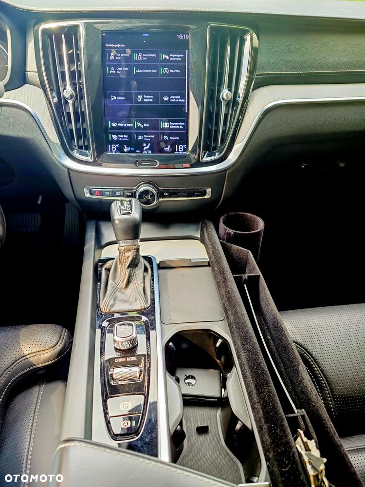 Volvo S60 T6 AWD Inscription - 28