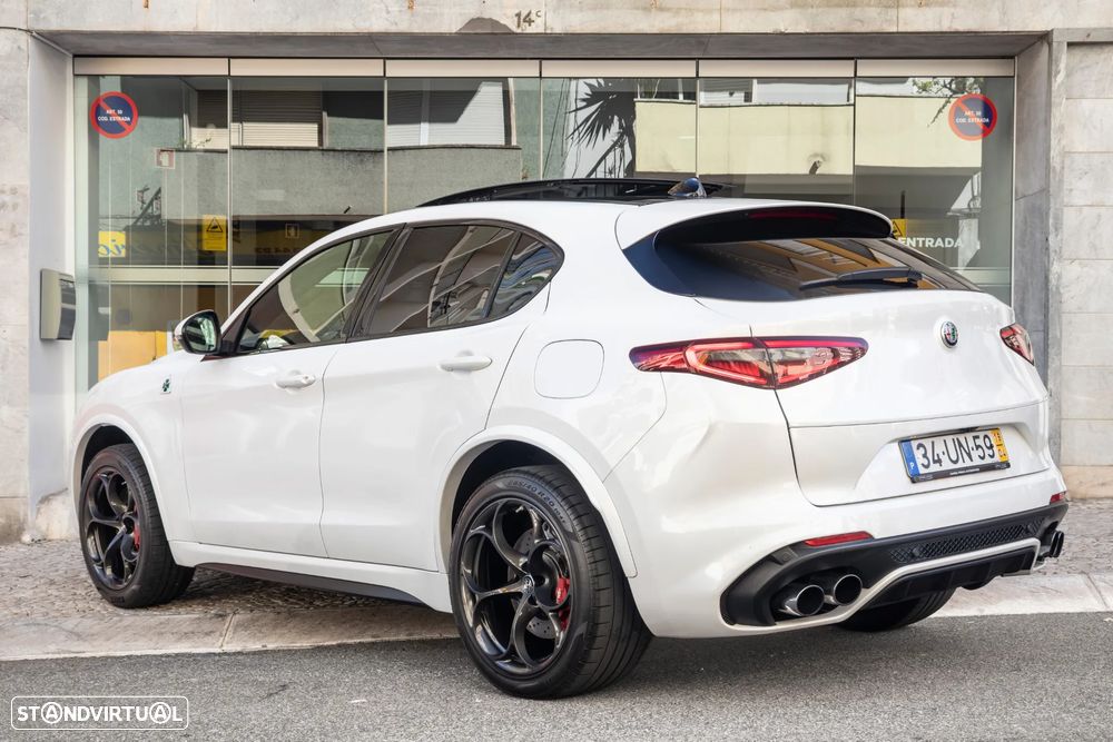 Alfa Romeo Stelvio 2.9 T Quadrifoglio Q4 — fotografia 44