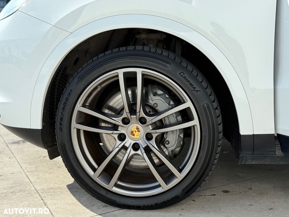 Porsche Cayenne S Tiptronic S - 28