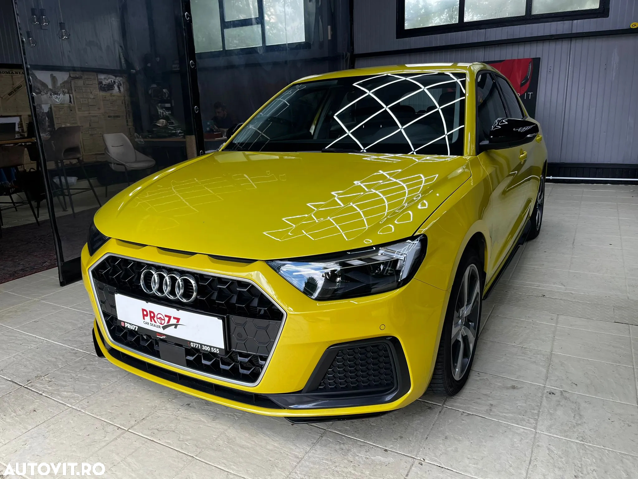 Audi A1 Sportback 30 TFSI S tronic S Line - 3