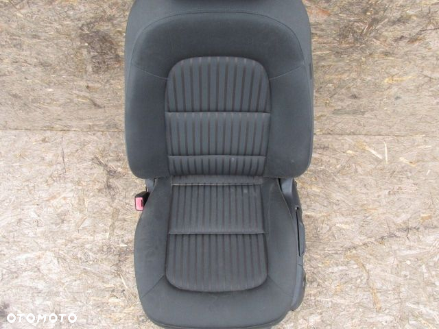 Audi A4 B8 kombi Fotele  kanapa komplet ANGLIK - 8
