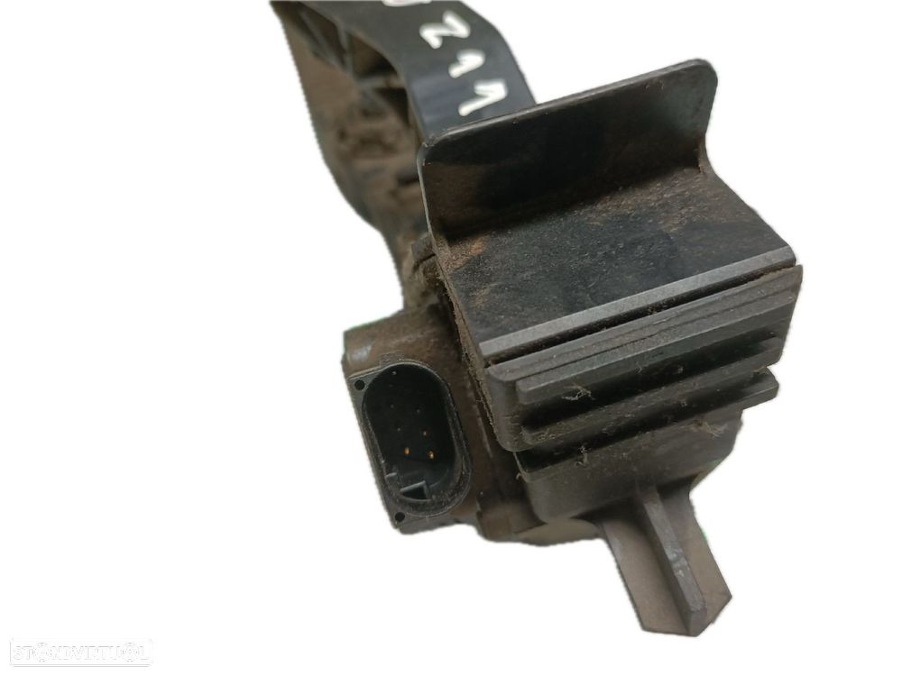 Pedal Acelerador / Acelarador / Potenciómetro Mercedes-Benz E-Class (W - 4