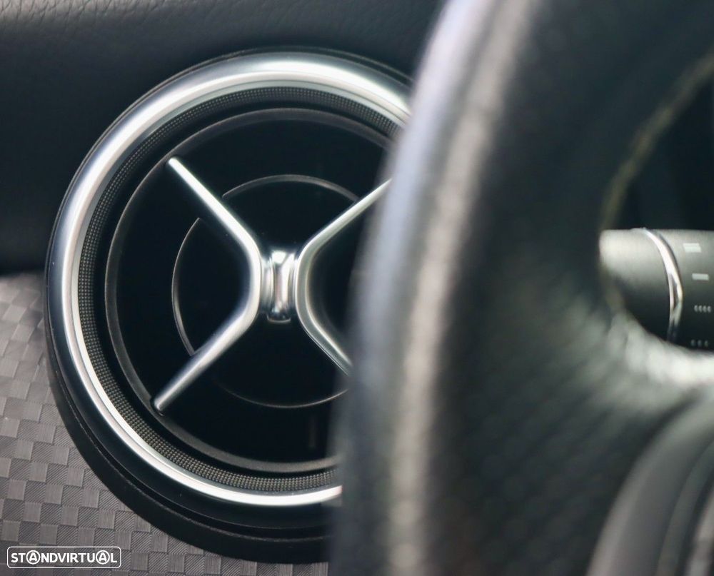 Mercedes-Benz A 180 d Style Plus Aut. - 22