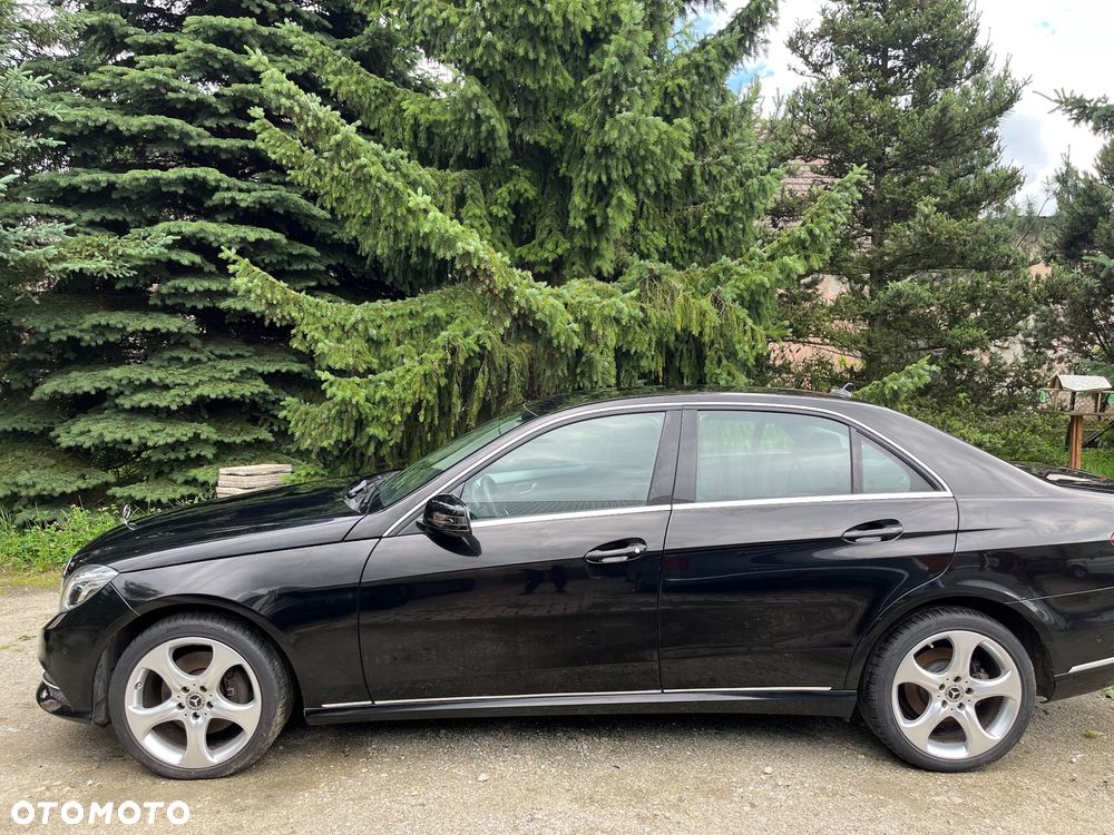 Mercedes-Benz Klasa E 300 BlueTEC HYBRID 7G-TRONIC Elegance - 4