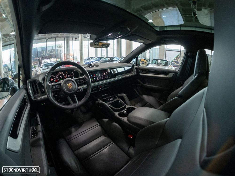 Porsche Cayenne Coupé E-Hybrid - 20