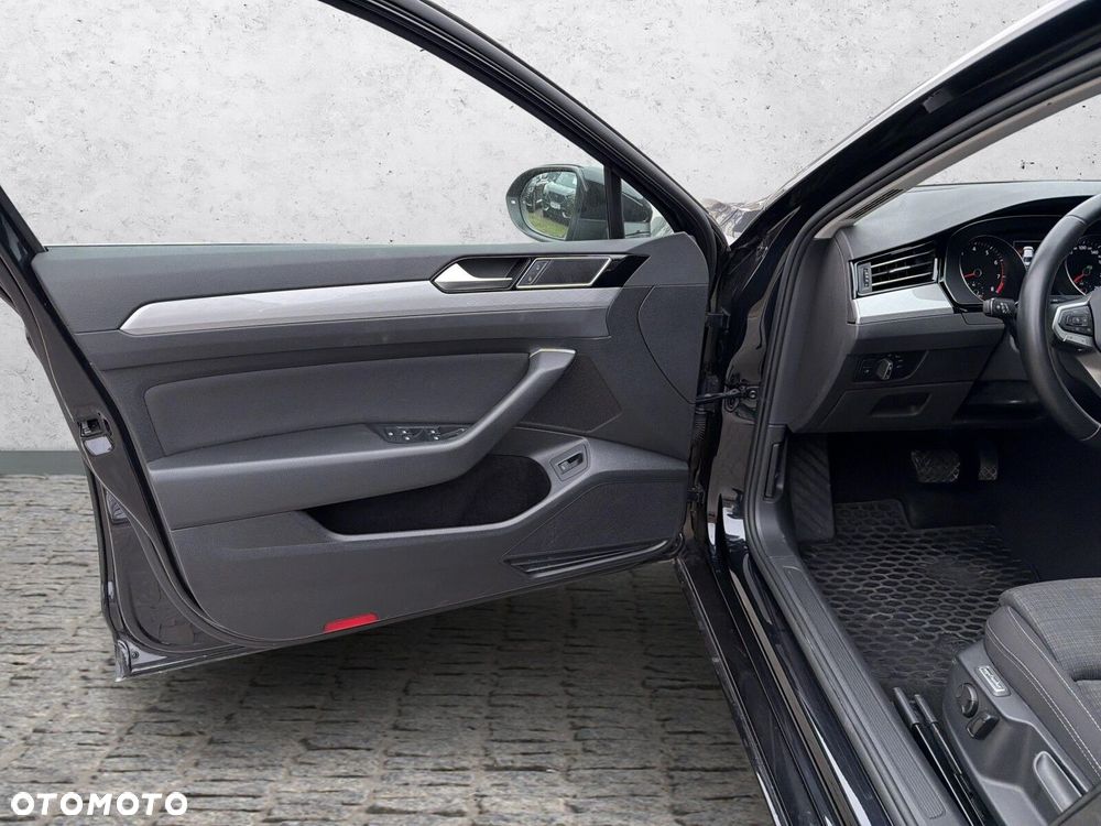 Volkswagen Passat 1.5 TSI EVO Business DSG - 11