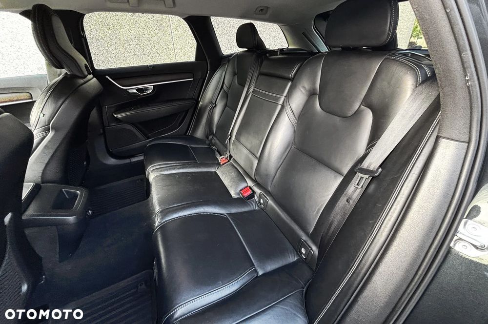 Volvo V90 Cross Country D4 AWD Pro - 18