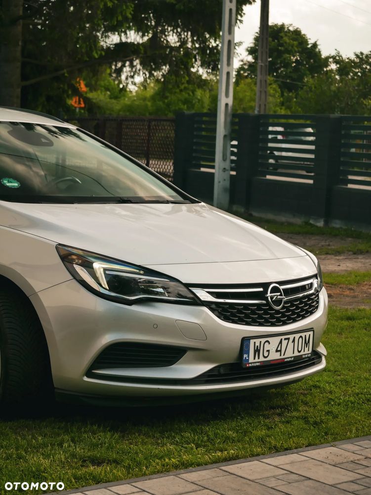 Opel Astra 1.6 CDTI Essentia - 2