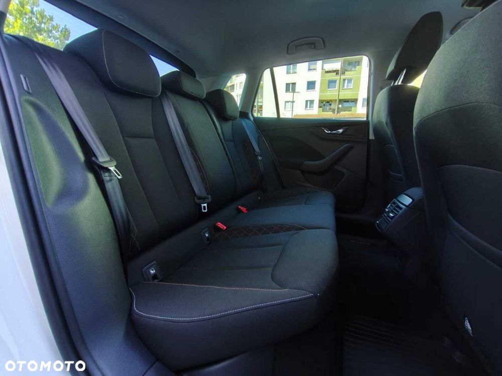Skoda Kamiq 1.0 TSI Ambition - 10