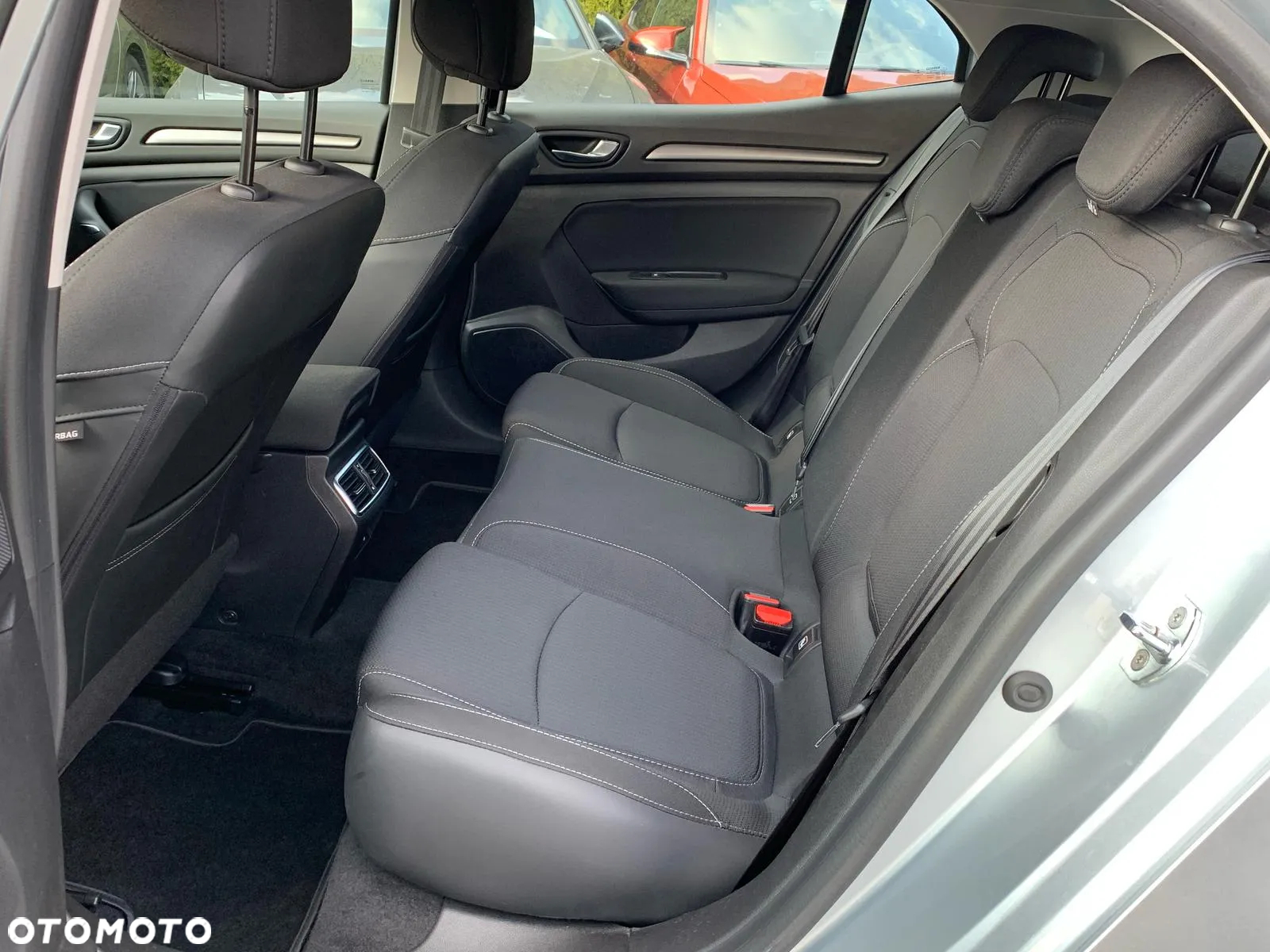 Renault Megane 1.5 Blue dCi Equilibre - 13