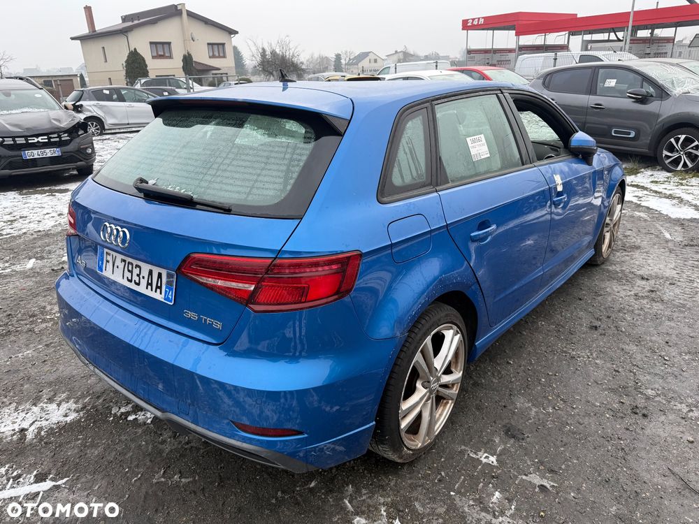 Audi A3 Sportback - 3