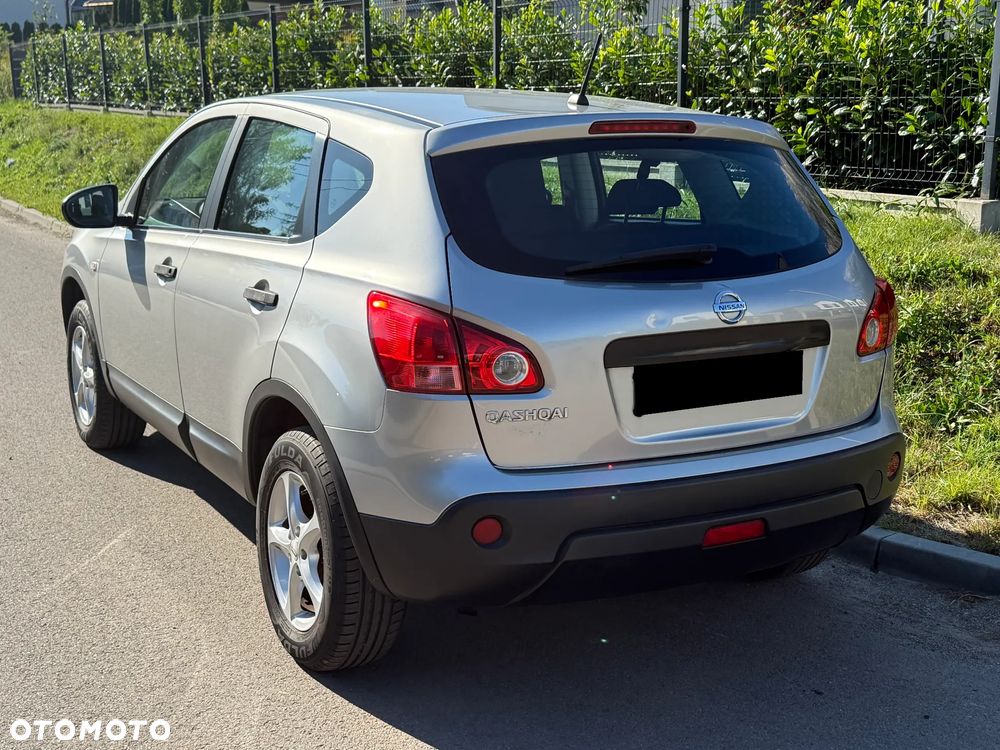 Nissan Qashqai 1.6 visia - 13
