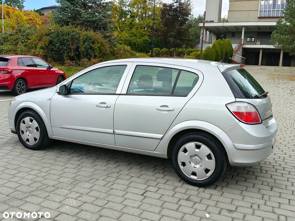 Opel Astra 1.4 Edition Plus - 27