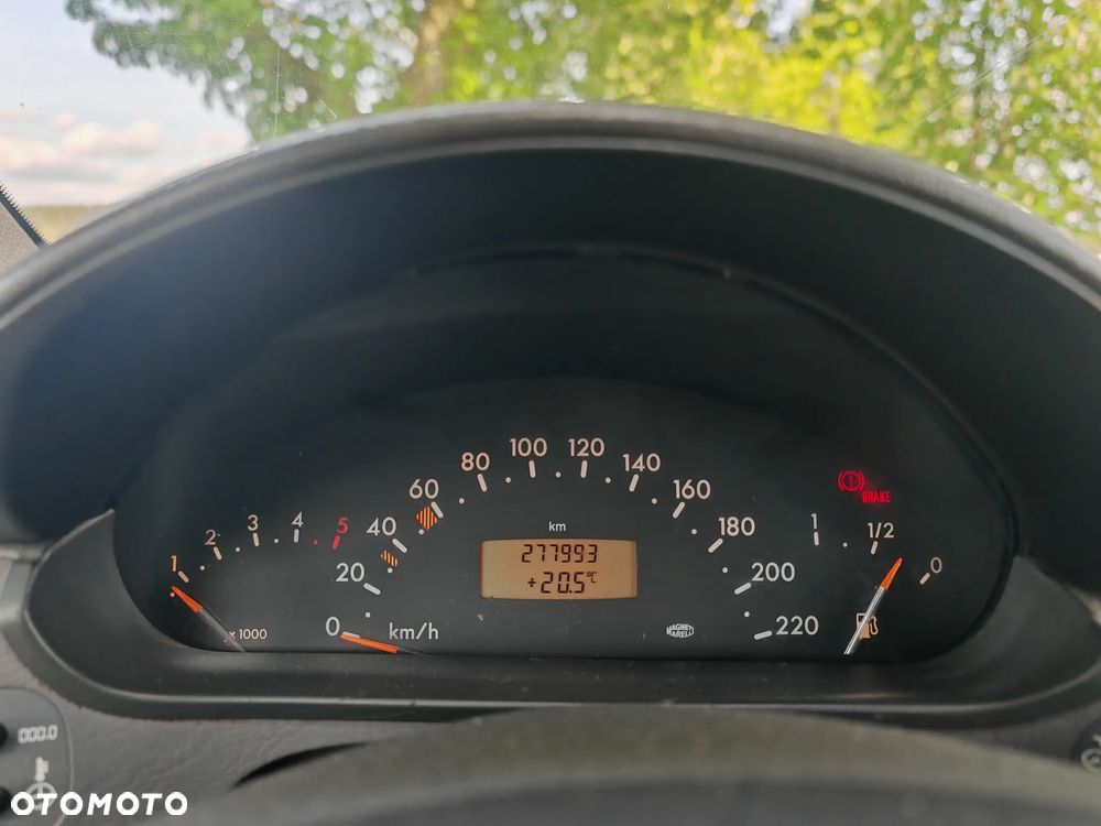 Mercedes-Benz Klasa A 170 CDI L Classic - 4