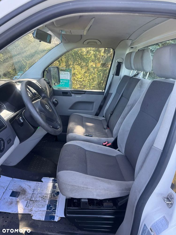 Volkswagen TRANSPORTER T5 - 11