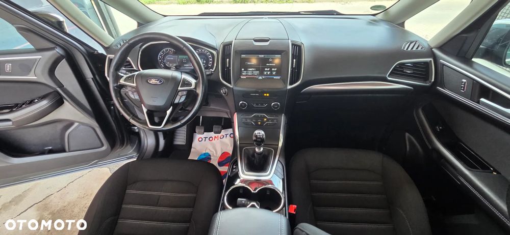 Ford Galaxy 2.0 TDCi Titanium - 37
