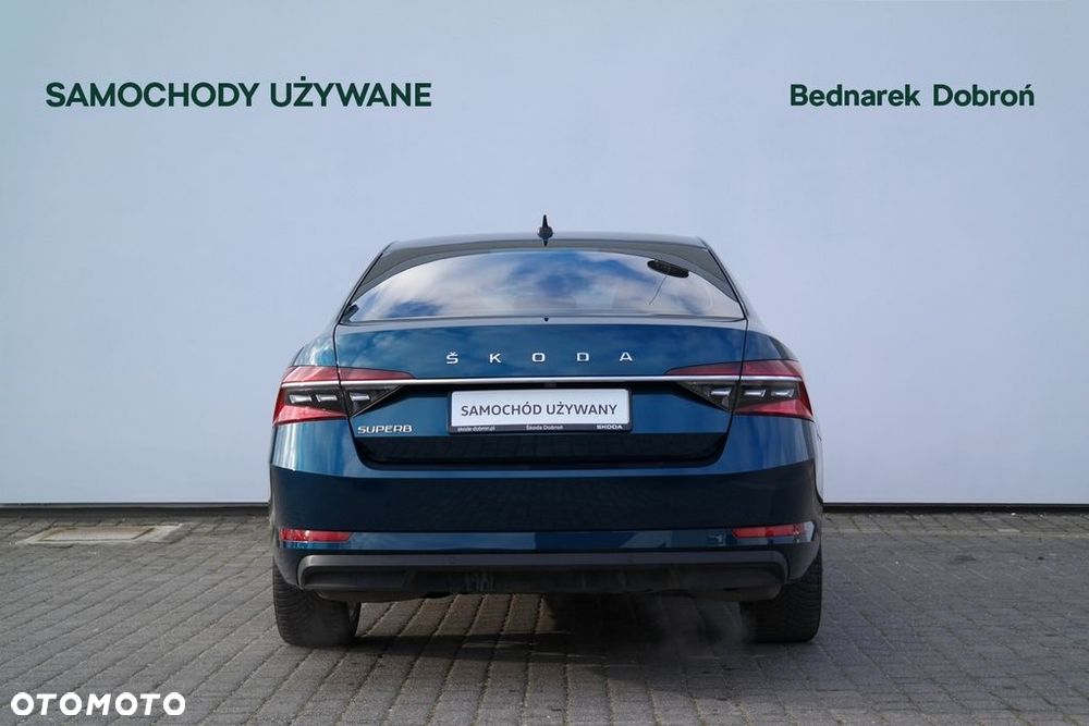 Skoda Superb 2.0 TSI Ambition DSG - 6