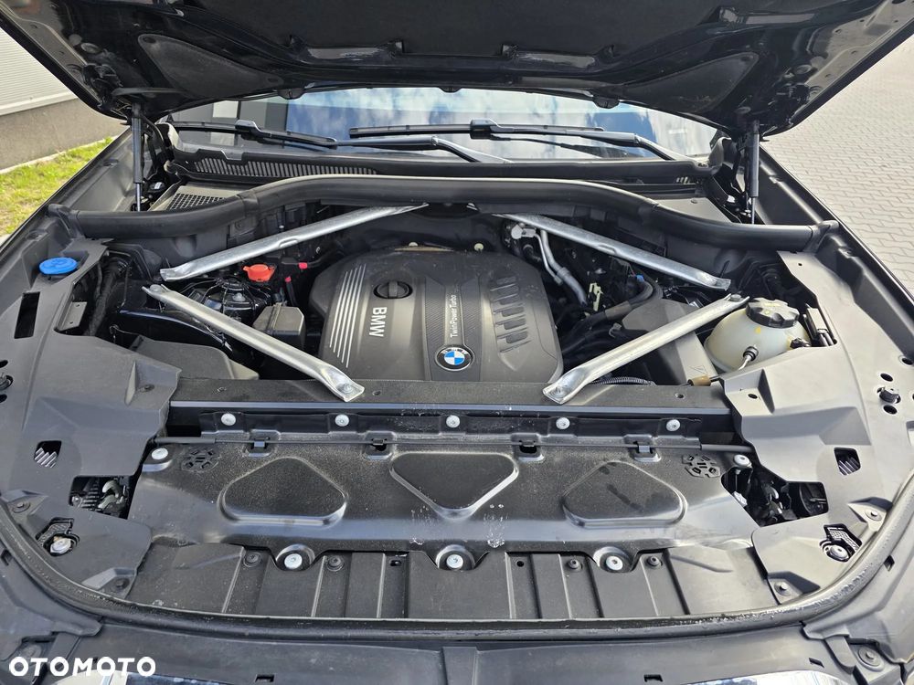 BMW X5 xDrive30d - 26