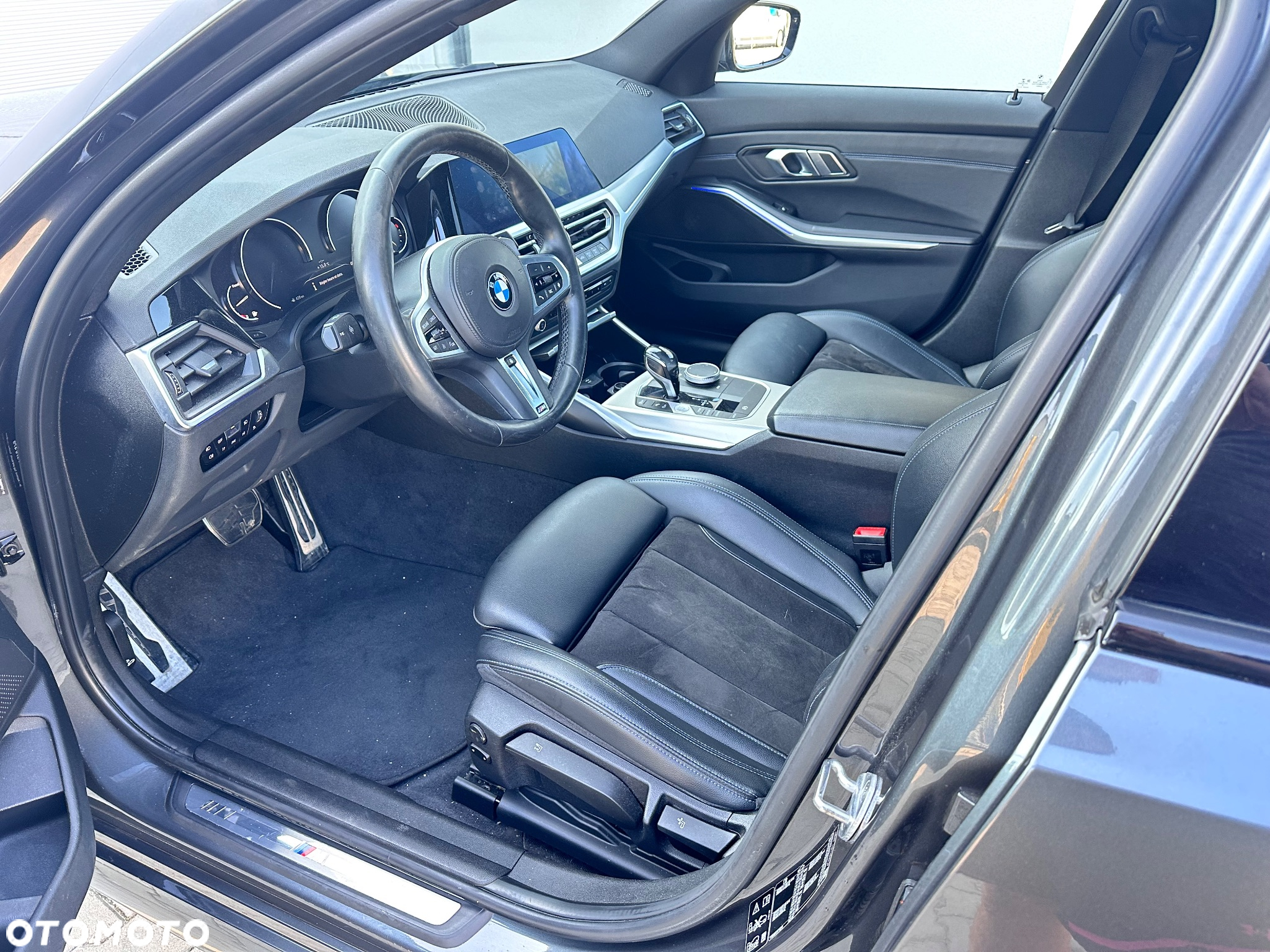 BMW Seria 3 320d xDrive Edition M Sport Shadow - 14