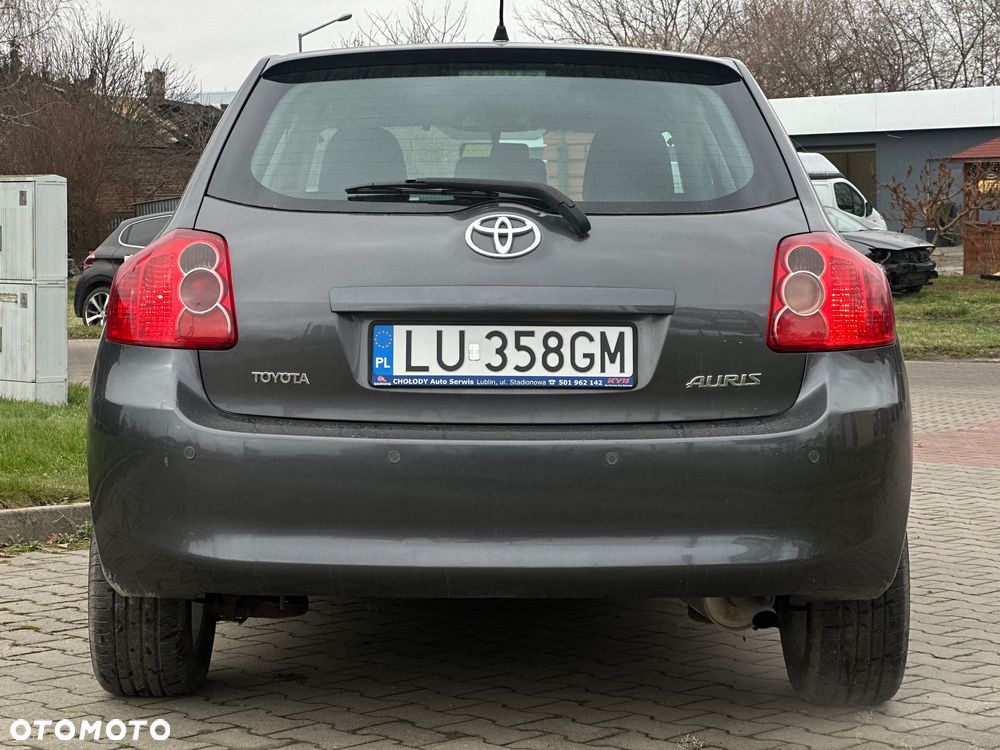 Toyota Auris - 4