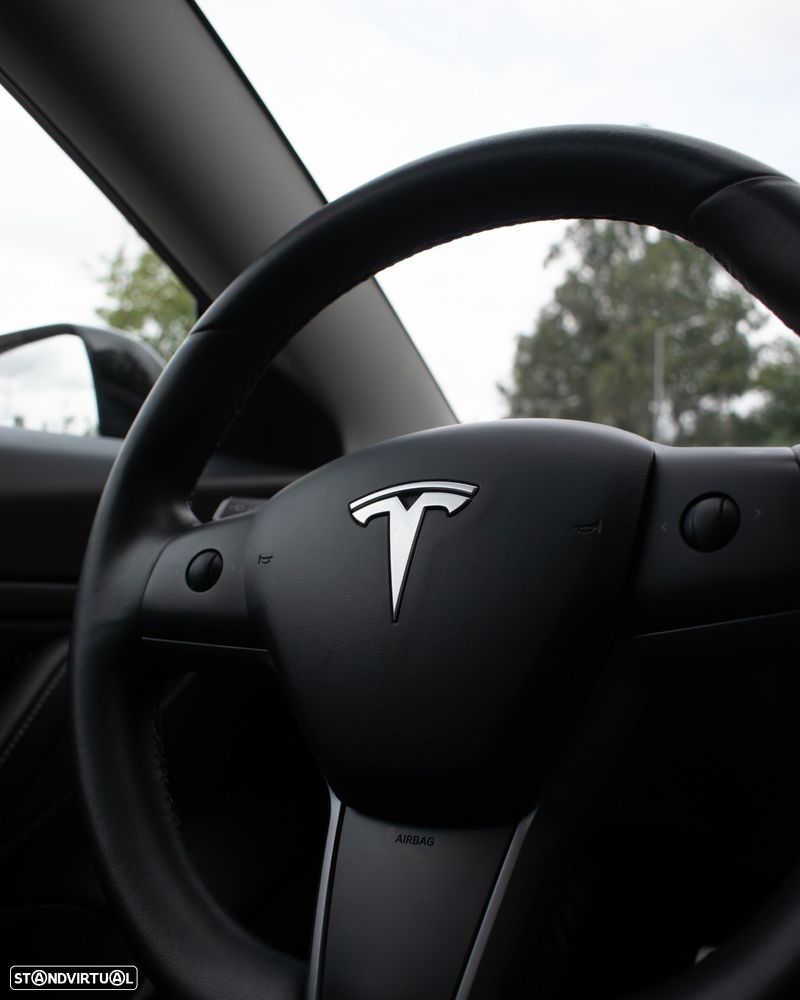 Tesla Model 3 Performance Dual Motor AWD - 26